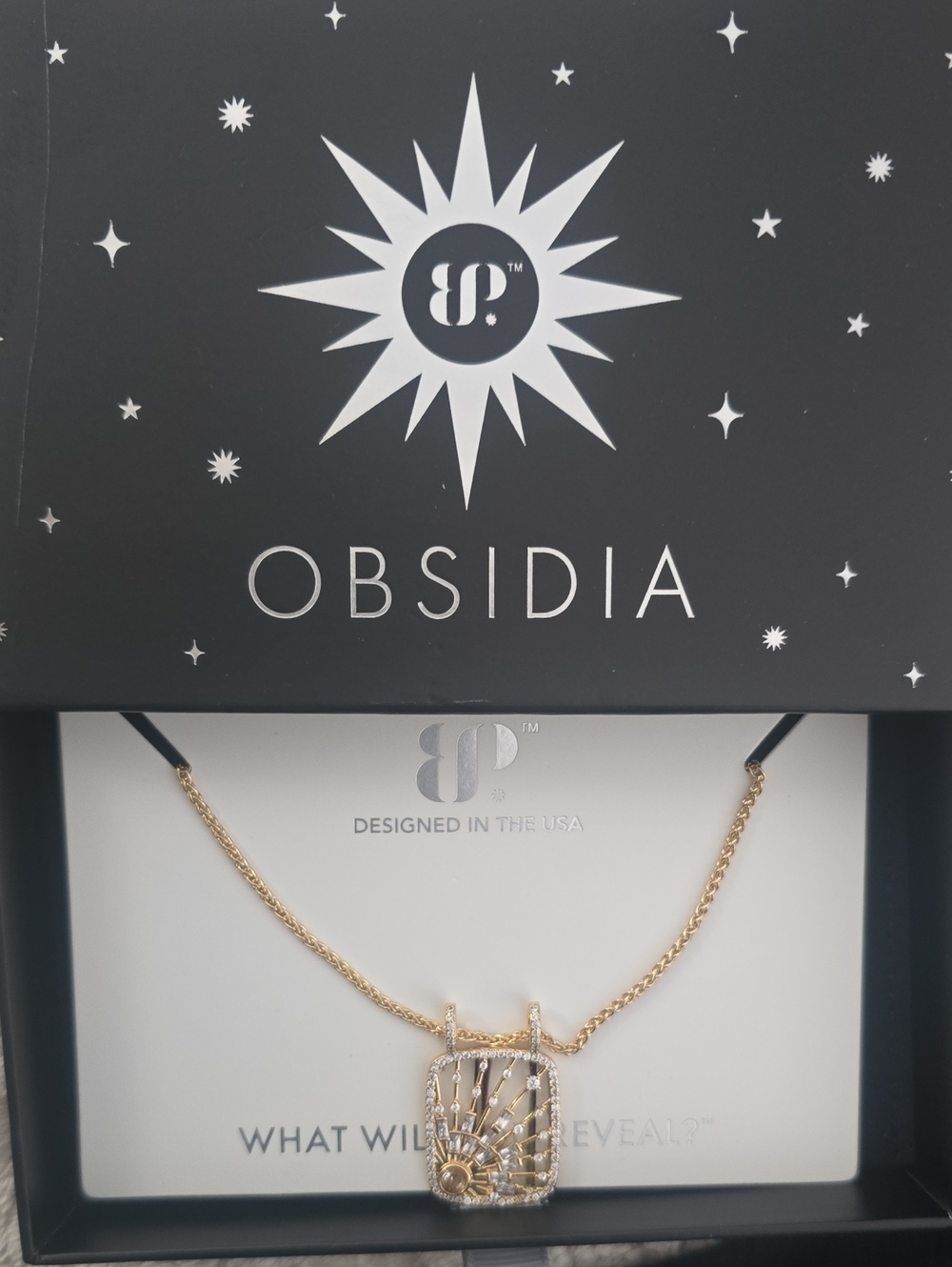 Obsidia Bomb Party Necklace